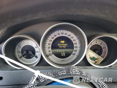 Zdjęcie 9 z 13 samochodu: 2014 MERCEDES-BENZ C 250 VIN:WDDGF4HB7EA934075 - miniatura