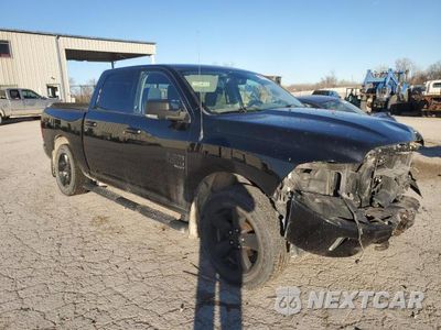 Czwarte zdjęcie samochodu z boku: 2019 RAM 1500 CLASSIC SLT VIN:1C6RR7LGXKS734397 - miniatura