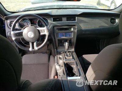 Zdjęcie 8 z 12 samochodu: 2013 FORD MUSTANG VIN:1ZVBP8EM3D5224707 - miniatura