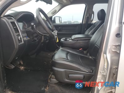Zdjęcie 7 z 15 samochodu: 2014 RAM 3500 ST VIN:3C63RRGLXEG151431 - miniatura