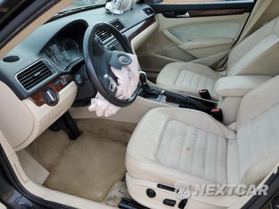 Zdjęcie 7 z 14 samochodu: 2012 VOLKSWAGEN PASSAT SEL VIN:1VWCN7A36CC002044 - miniatura