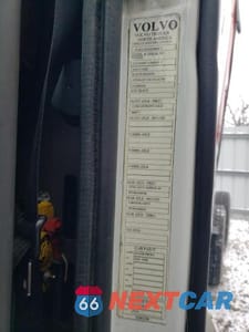 Zdjęcie 10 z 10 samochodu: 2018 VOLVO VN VNL VIN:4V4NC9EH3JN884671 - miniatura