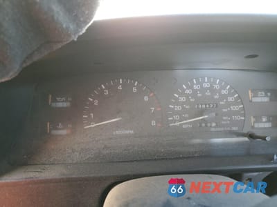 Zdjęcie 9 z 14 samochodu: 1992 TOYOTA PICKUP 1/2 TON SHORT WHEELBASE DLX VIN:JT4VN01D3N0005595 - miniatura