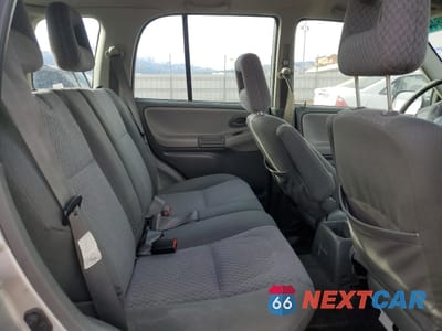 Zdjęcie 11 z 14 samochodu: 2004 CHEVROLET TRACKER VIN:2CNBJ134146918164 - miniatura