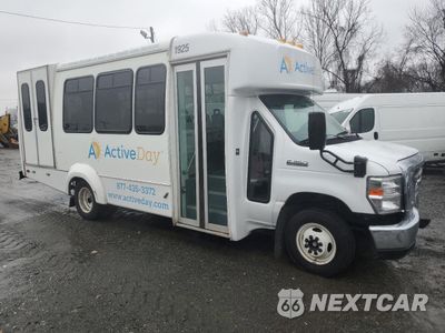 Czwarte zdjęcie samochodu z boku: 2019 FORD ECONOLINE E350 SUPER DUTY CUTAWAY VAN VIN:1FDEE3FS7KDC34256 - miniatura