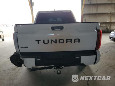 Zdjęcie 6 z 11 samochodu: 2024 TOYOTA TUNDRA CREWMAX SR VIN:5TFLA5DB0RX153288 - miniatura