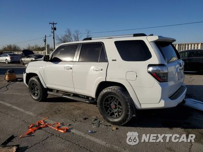Drugie zdjęcie samochodu z przodu: 2020 TOYOTA 4RUNNER SR5 VIN:JTEZU5JR6L5221708 - miniatura