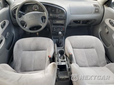 Zdjęcie 8 z 13 samochodu: 2003 KIA SPECTRA BASE VIN:KNAFB121835264507 - miniatura