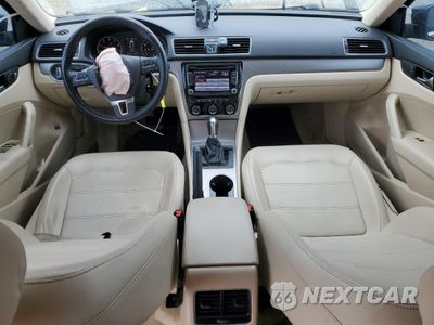 Zdjęcie 8 z 15 samochodu: 2014 VOLKSWAGEN PASSAT SE VIN:1VWBT7A34EC104429 - miniatura