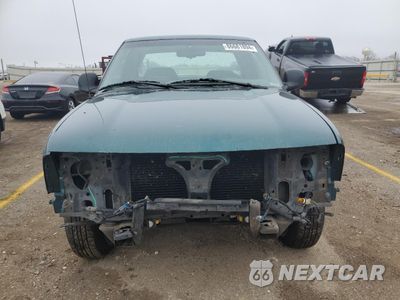 Piąte zdjęcie samochodu w środku: 1997 GMC SONOMA VIN:1GTCS19X9V8516928 - miniatura