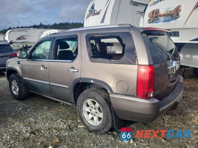Drugie zdjęcie samochodu z przodu: 2011 CADILLAC ESCALADE PREMIUM VIN:1GYS4CEF8BR138146 - miniatura