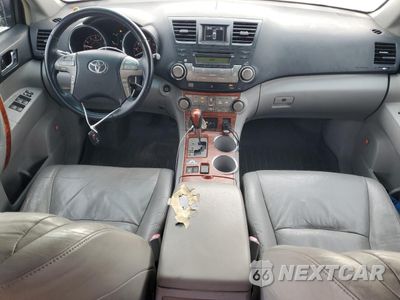 Zdjęcie 8 z 16 samochodu: 2009 TOYOTA HIGHLANDER LIMITED VIN:JTEES42A392119722 - miniatura