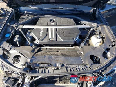 Zdjęcie 13 z 17 samochodu: 2024 BMW X4 M VIN:5YM23EC0XR9V80155 - miniatura