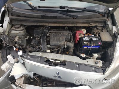 Zdjęcie 13 z 14 samochodu: 2014 MITSUBISHI MIRAGE ES VIN:ML32A4HJ9EH024710 - miniatura