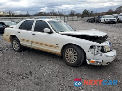 Czwarte zdjęcie samochodu z boku: 2009 MERCURY GRAND MARQUIS LS VIN:2MEHM75V09X600776 - miniatura