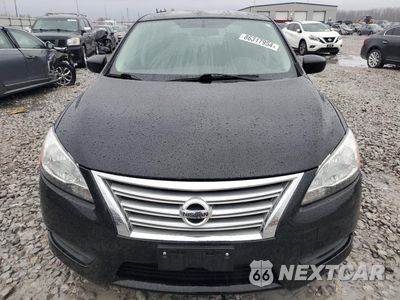 Piąte zdjęcie samochodu w środku: 2014 NISSAN SENTRA S VIN:3N1AB7AP3EY296926 - miniatura