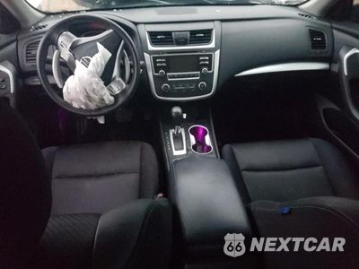 Zdjęcie 8 z 12 samochodu: 2016 NISSAN ALTIMA 2.5 VIN:1N4AL3AP3GC262988 - miniatura