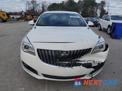 Piąte zdjęcie samochodu w środku: 2016 BUICK REGAL PREMIUM VIN:2G4GS5GX1G9127182 - miniatura