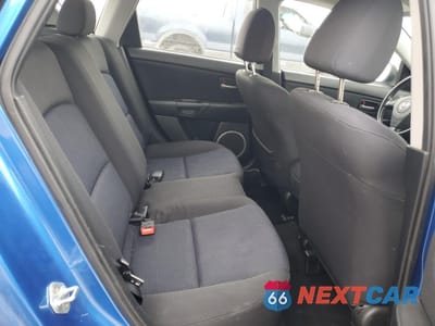 Zdjęcie 11 z 13 samochodu: 2006 MAZDA 3 HATCHBACK VIN:JM1BK143861412859 - miniatura