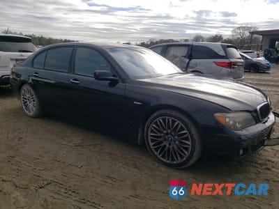 Czwarte zdjęcie samochodu z boku: 2007 BMW 750 VIN:WBAHN835X7DT72164 - miniatura
