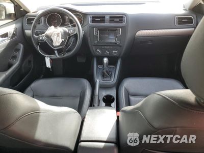 Zdjęcie 8 z 15 samochodu: 2017 VOLKSWAGEN JETTA SE VIN:3VWDB7AJ4HM208562 - miniatura