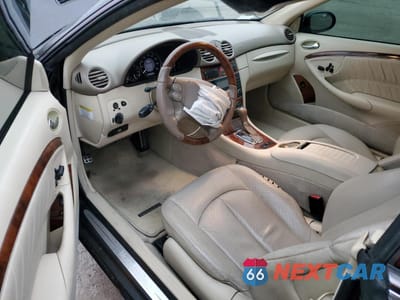Zdjęcie 8 z 14 samochodu: 2006 MERCEDES-BENZ CLK 350 VIN:WDBTK56G76T063451 - miniatura