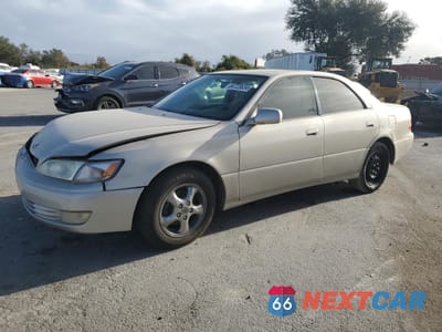 1998 LEXUS ES 300 JT8BF28G7W5017375 - główne zdjęcie licytacji z USA - miniatura