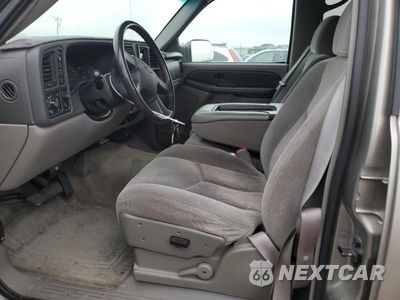Zdjęcie 7 z 16 samochodu: 2003 CHEVROLET SUBURBAN K2500 VIN:3GNGK26U93G247300 - miniatura