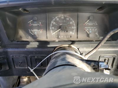 Zdjęcie 9 z 14 samochodu: 1991 FORD F150 VIN:1FTEF15Y6MPA43988 - miniatura