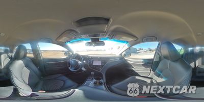 Zdjęcie 13 z 15 samochodu: 2018 TOYOTA CAMRY L VIN:4T1B11HKXJU567260 - miniatura