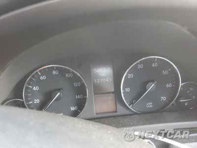 Zdjęcie 9 z 15 samochodu: 2005 MERCEDES-BENZ C 230K SPORT SEDAN VIN:WDBRF40J75F578685 - miniatura