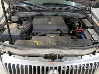 Zdjęcie 13 z 15 samochodu: 2002 MERCURY MOUNTAINEER VIN:4M2ZU86W02UJ21929 - miniatura