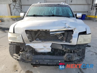 Zdjęcie 13 z 16 samochodu: 2010 INFINITI QX56 VIN:5N3ZA0NF2AN900150 - miniatura