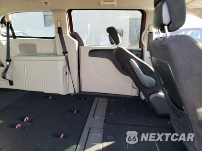 Zdjęcie 11 z 16 samochodu: 2013 DODGE GRAND CARAVAN SE VIN:2C4RDGBG9DR619190 - miniatura