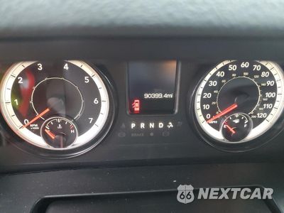 Zdjęcie 9 z 14 samochodu: 2019 RAM 1500 CLASSIC SLT VIN:1C6RR6TTXKS656551 - miniatura