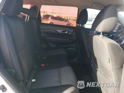 Zdjęcie 12 z 16 samochodu: 2017 NISSAN ROGUE S VIN:KNMAT2MT3HP607766 - miniatura