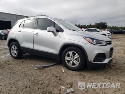 Czwarte zdjęcie samochodu z boku: 2019 CHEVROLET TRAX 1LT VIN:3GNCJLSB5KL254309 - miniatura
