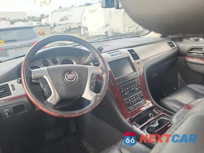 Zdjęcie 8 z 13 samochodu: 2011 CADILLAC ESCALADE PREMIUM VIN:1GYS4CEF8BR138146 - miniatura