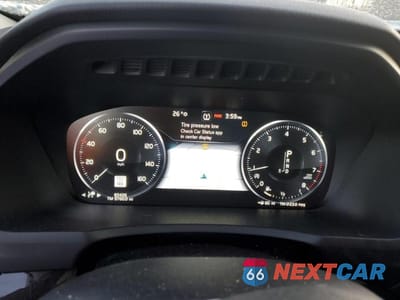 Zdjęcie 9 z 13 samochodu: 2018 VOLVO XC90 T5 VIN:YV4102PK1J1373306 - miniatura