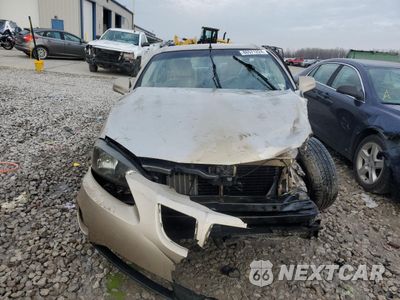 Piąte zdjęcie samochodu w środku: 2005 PONTIAC GRAND PRIX VIN:2G2WP522751343213 - miniatura