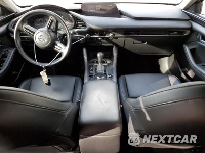 Zdjęcie 8 z 14 samochodu: 2021 MAZDA 3 SELECT VIN:JM1BPABL9M1316403 - miniatura
