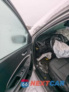 Piąte zdjęcie samochodu w środku: 2017 HYUNDAI SANTA FE SPORT VIN:5XYZU3LB9HG451508 - miniatura