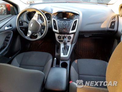Zdjęcie 8 z 13 samochodu: 2014 FORD FOCUS SE VIN:1FADP3K20EL265252 - miniatura