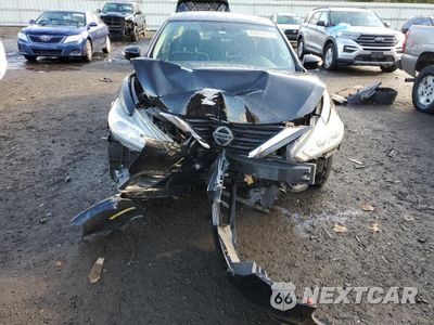 Piąte zdjęcie samochodu w środku: 2017 NISSAN ALTIMA 2.5 VIN:1N4AL3AP8HC202612 - miniatura