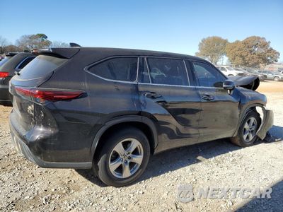 Trzecie zdjęcie samochodu z tyłu: 2021 TOYOTA HIGHLANDER L VIN:5TDCZRAH1MS063607 - miniatura