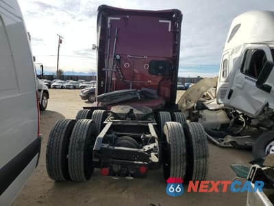 Zdjęcie 6 z 12 samochodu: 2016 KENWORTH CONSTRUCTION T680 VIN:1XKYDP9XXGJ481190 - miniatura