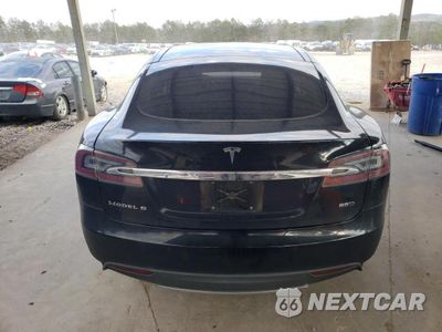 Zdjęcie 6 z 12 samochodu: 2015 TESLA MODEL S 85D VIN:5YJSA1H26FF094560 - miniatura