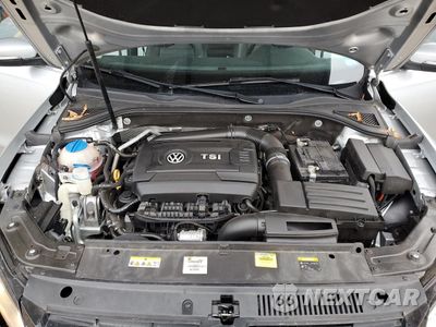 Zdjęcie 13 z 15 samochodu: 2015 VOLKSWAGEN PASSAT SE VIN:1VWBS7A33FC102255 - miniatura