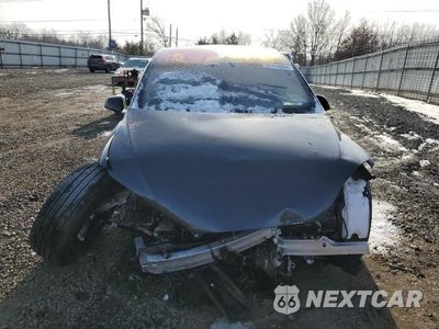 Piąte zdjęcie samochodu w środku: 2024 TESLA MODEL X VIN:7SAXCBE53RF441483 - miniatura