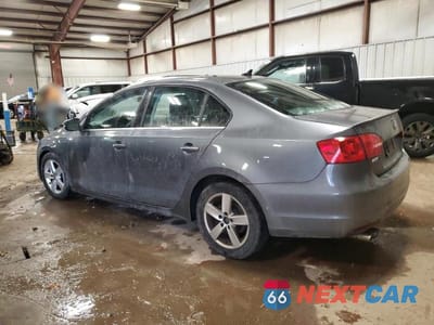 Drugie zdjęcie samochodu z przodu: 2012 VOLKSWAGEN JETTA TDI VIN:3VWLL7AJ7CM008003 - miniatura